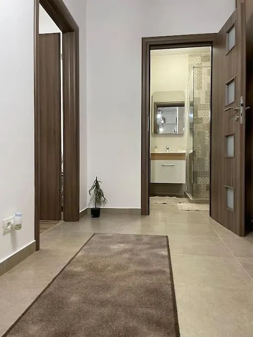 Puzzle Studio 2 Bukarest 0*,